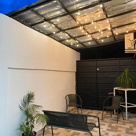 Only Room By Merengue House, 8 Minutos Airport Monte Adentro  Exterior photo